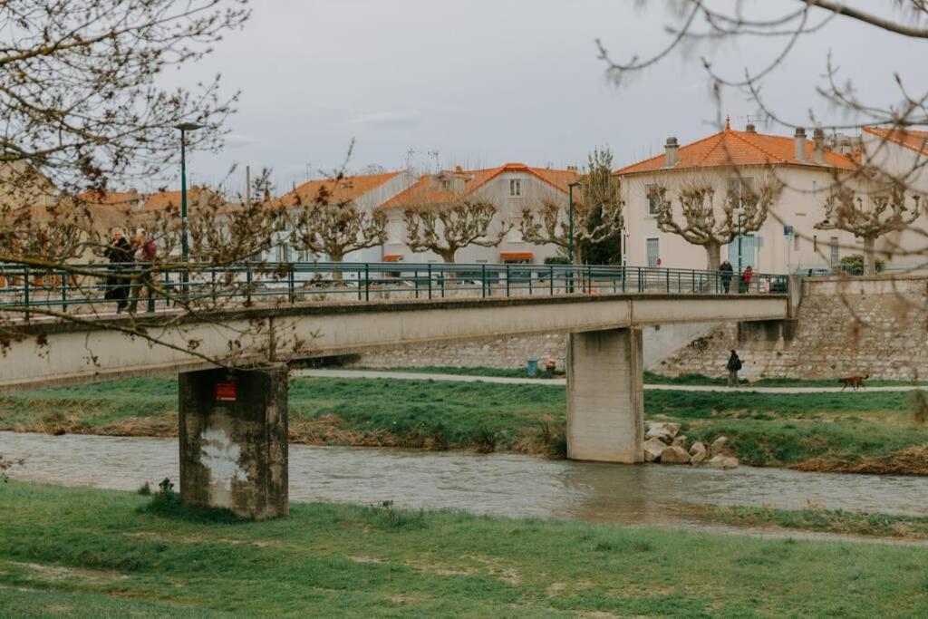 Les Berges Du Roubion Studio Cosy Et Moderne Montelimar Exterior photo